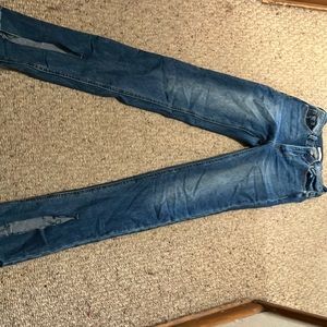 I will be selling Pacsun flare Slpit on bottom of leg jeans.